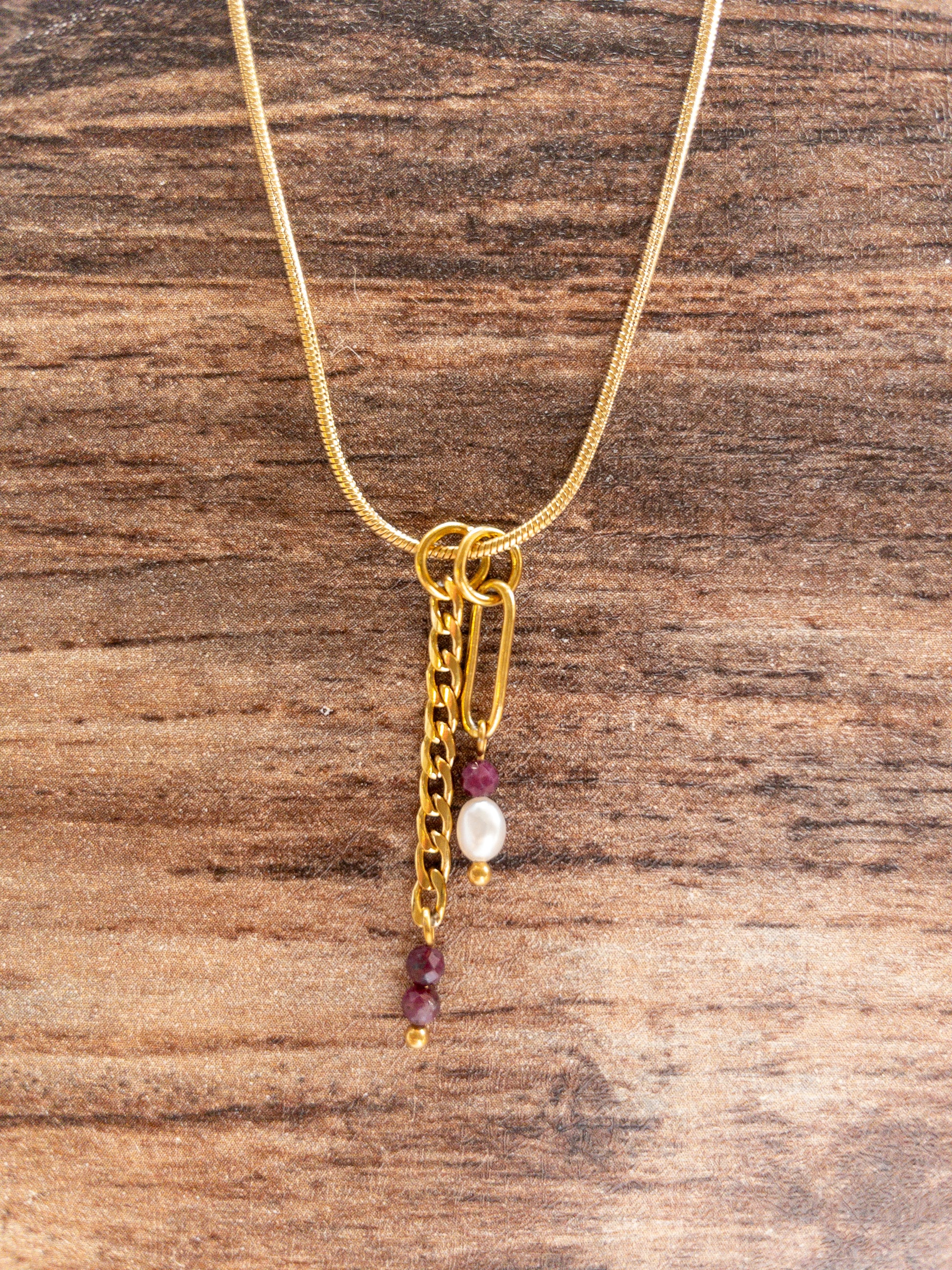 18k gold necklace with pearls and natural ruby crystals